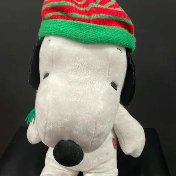 Christmas Snoopy plush doll - Picture 3 of 7